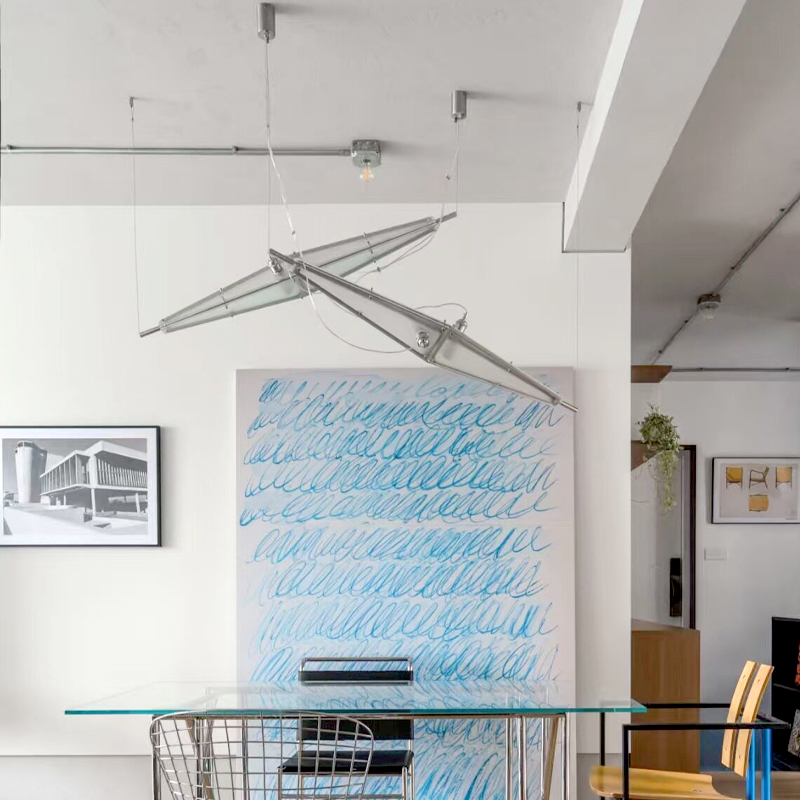 ثريا زجاجية LED بتصميم بسيط، إ - مراجعة Interior Design Years وسعره